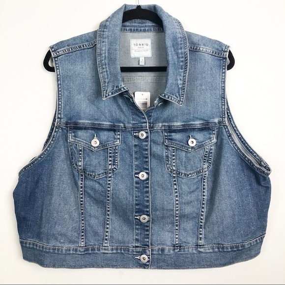 Torrid Medium Wash Crop Denim Vest - Picture 4 of 11